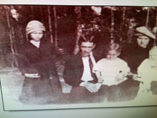 Maw, Eddie, and Kids